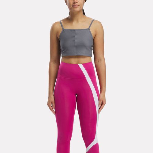 Top deportivo Reebok Yoga con diseño Crop